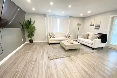 Image de ☀️Spacious Drumheller Retreat☀️Museum & Golf ☀️Sleeps10+☀️Large Yard