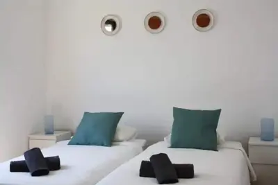 Image de Praia Carvoeiro two bedroom beach apartment