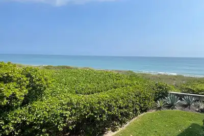 Image de Oceanfront Condo on Hutchinson Island w/ Pool