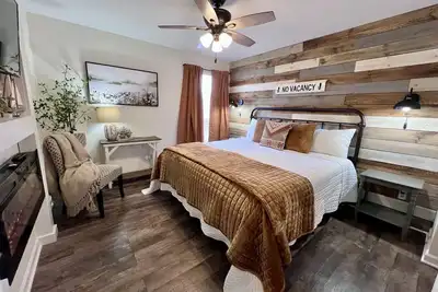 Image de Just steps away from the Pools/Clubhouse/Golf/The Grill Restaurant