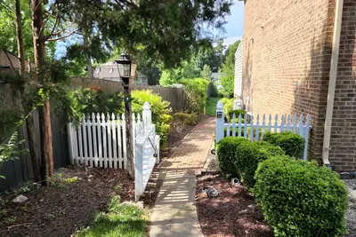 Image de Spacious & Cozy Private Suite | Minutes to Dc