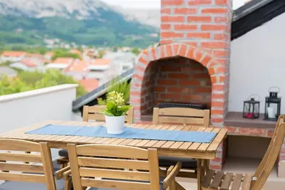 Image de Appartement de trois chambres avec le balcon et la vue sur le mer Baska, Krk (A-19708-c)