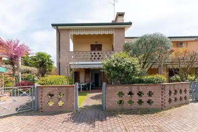 Image de Hause Millenium Ground Floor With Private Garden And Covered Parking Space