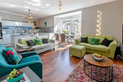 Image de The Oriel - Deux Chambres Appartement, Couchages 4