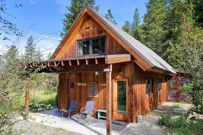 Image de Adeline - cute Mazama meadow cabin with sauna