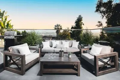 Image de 4 Bedroom 2 Bath with Ocean View, Hot Tub, Parking