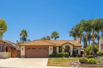 Image de Rise and Wine-30 Day Rental