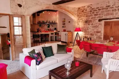 Image de La Maison d’Helene & Antoine à Bonnieux Xii siècle