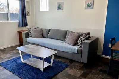 Image de Vermillion Vacation: A Comfy Home Away From Home - Pet Friendly