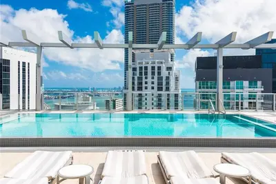 Image de Luxury Brickell Downtown 2 Bedroom Lower Penthouse