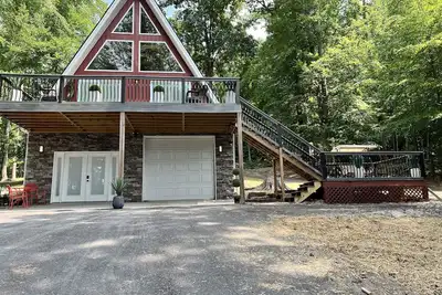 Image de Lake View A-Frame House located at Norris Lake, Tn