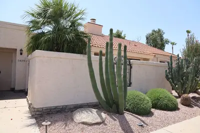 Image de Luxury updated 3-bedroom home with pool