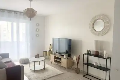 Image de Charmant T2 À 5 minutes du centre-ville et des premières plages