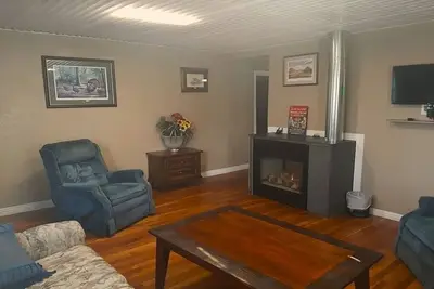 Image de Welcome To  Vigilante Inn - \"Holliday\"