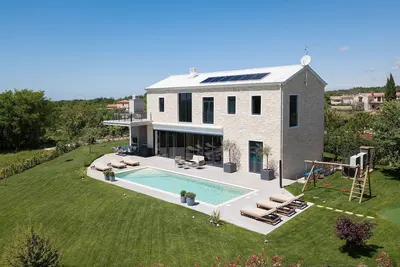 Image de Villa New Vintage with Pool