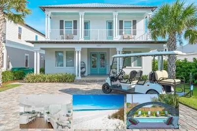 Image de Breeze! New. 2 blocks to beach - Sleeps 26 - Pool!