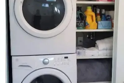 Image de Small Bouldin Creek House - Walkable to Town Lake