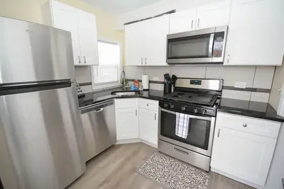 Image de Beautiful 2 Br apartment near Mayo Clinic Campus
