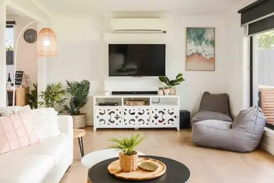 Image de Foam St Serenity - 4pm check out on Sundays*