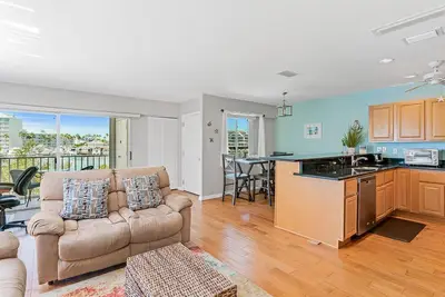 Image de Free Perks Included! ! Indian Springs 1216 - Intercoastal View Condo!