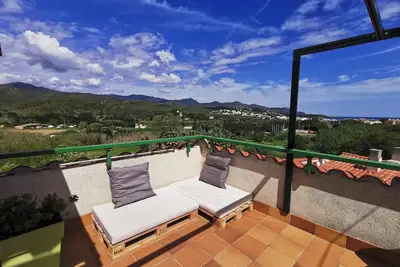 Image de Attique avec vue panoramique sur Llançà et piscine