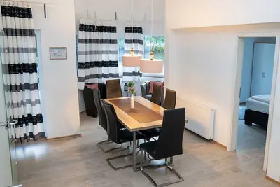 Image de Villa Nordhang - Appartement 3 avec vue sur les montagnes, terrasse et Wi-Fi.