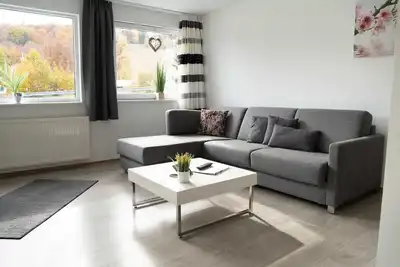 Image de Villa Nordhang - Appartement 12 avec vue sur les montagnes et Wi-Fi.