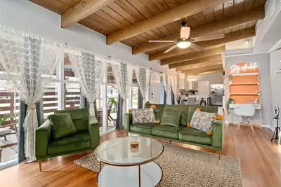 Image de Home Away From Home in Central Dfw