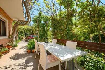 Appartement de deux chambres avec la terrasse Mali Losinj, Losinj (A-19629-a)