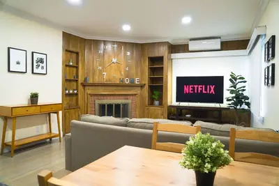 Image de Private Bungalow - Quiet & Convenient in Pasadena