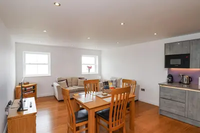 Image de Sandsend View, luxury holiday cottage in Whitby