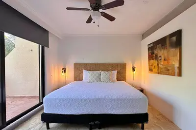 Image de Steps away from the beach! | T53 |