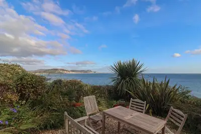 Image de 4 East Cliff, family friendly, country holiday cottage in Lyme Regis