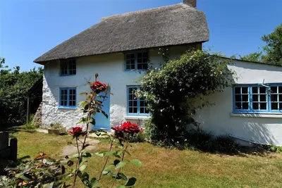Image de St Gabriels Cottage, pet friendly, with a garden in Chideock