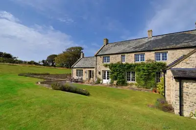 Image de The Stone House, pet friendly, with open fire in Seaton, Devon