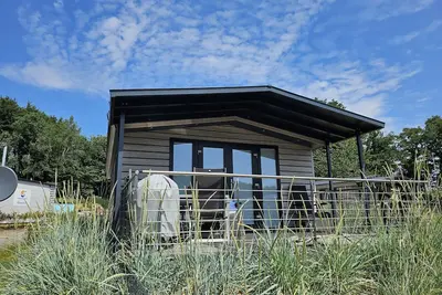 Image de Vacation home \"Beachhouse\" with air conditioning, fenced property