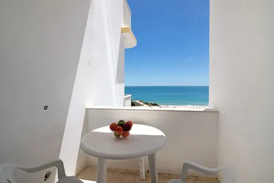 Image de Apt. Torre Sol 7º 5 – Vue Mer, Climatisation et Piscine