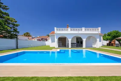 Image de Villa Los Dados: 4 chambres, piscine privée, jacuzzi et barbecue