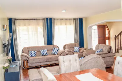 Image de Convenient, Serene &Own Gated House in Westlands