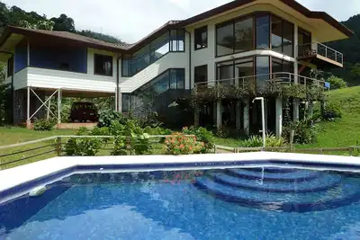 Image de Top ubication, a 30 min de playas hermosas y aventuras.
