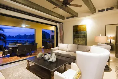 Image de Hacienda Beach Club Gem. Beachy Elegant 2-Bd. Check Out our Promotions