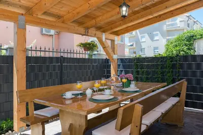 Image de Appartement élégant Sun avec jacuzzi