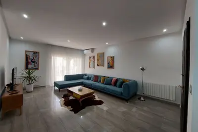 Image de Appartement moderne au milieu de L'aouina prés de toutes commodités