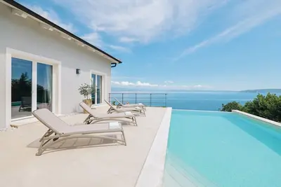 Image de Luxury Villa Orient with Pool
