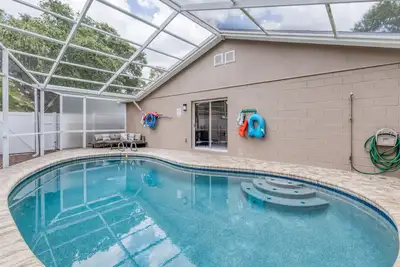 Image de Lovely Largo Pool Home, sleeps 8, 122nd