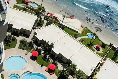 Image de Amazing oceanfront condo 2bed/2br on the 10th floor at La Jolla Del Mar Rosarito