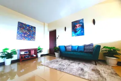 Image de Furnished 3 Bedroom Apartment