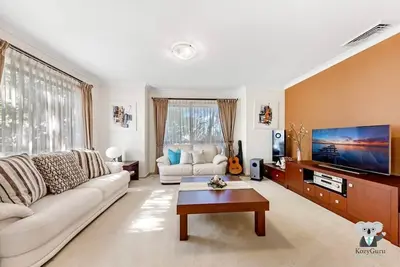 Image de KozyGuru | Westleigh | 4 bed room  |  Free parking