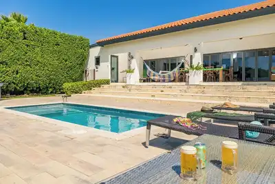 Image de Villa Sophie•PrivatePool•5 minutes from the Beach
