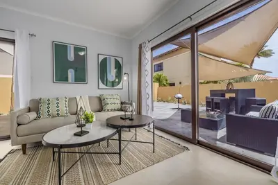 Image de New Modern 2 Bedroom TownHome @ Gold Coast